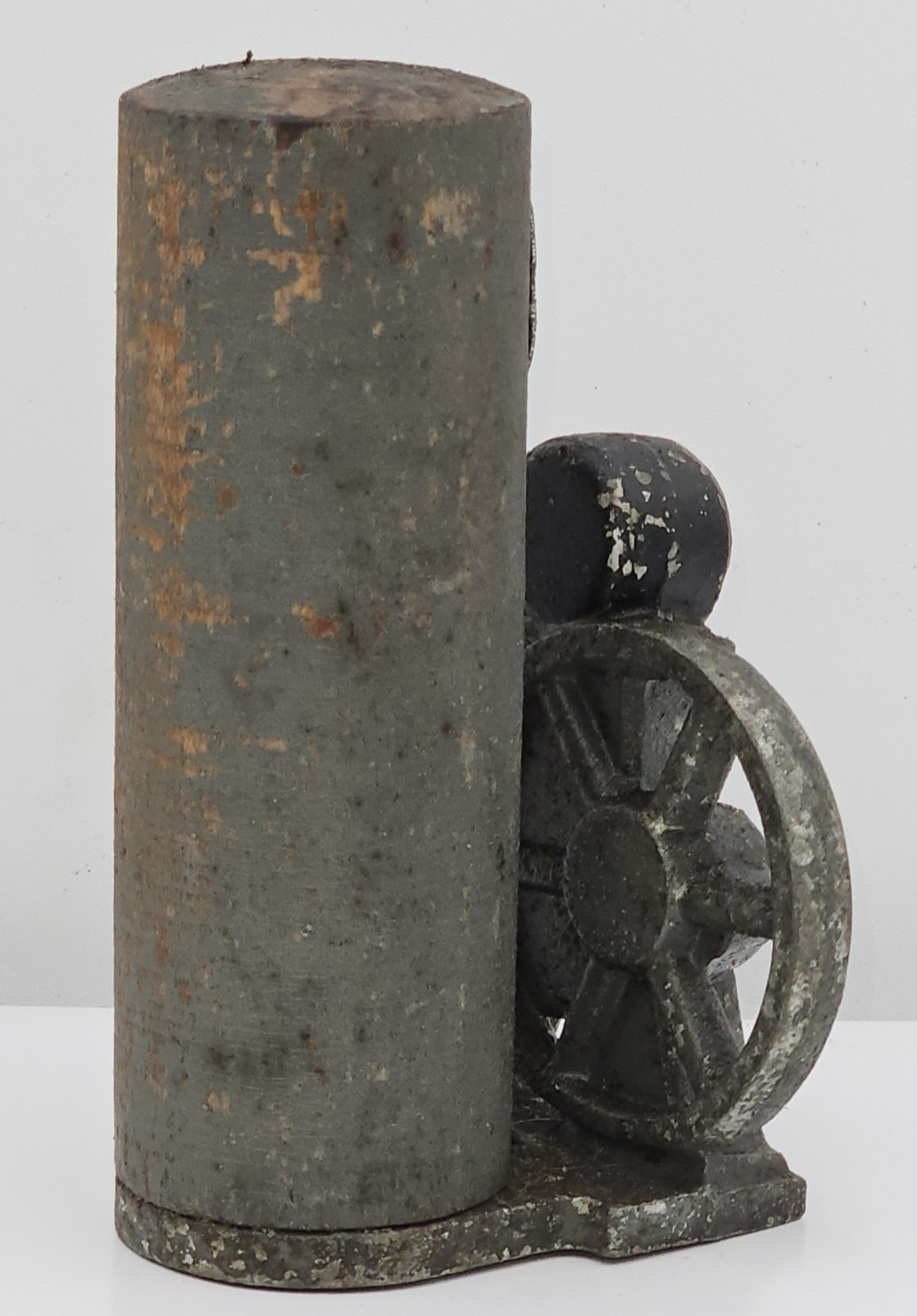 Rare Advertising, Duro water pumps Hit Miss Engines desk top paperweight RARE !