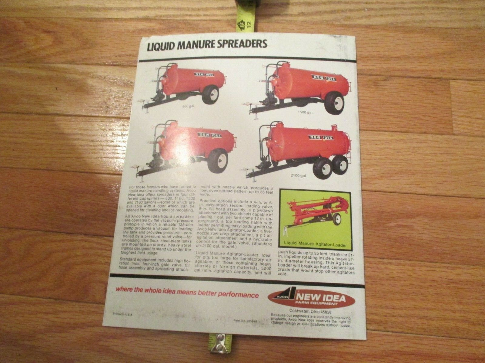 New Idea Farm Equipment Manure Spreaders Dealer sales brochure