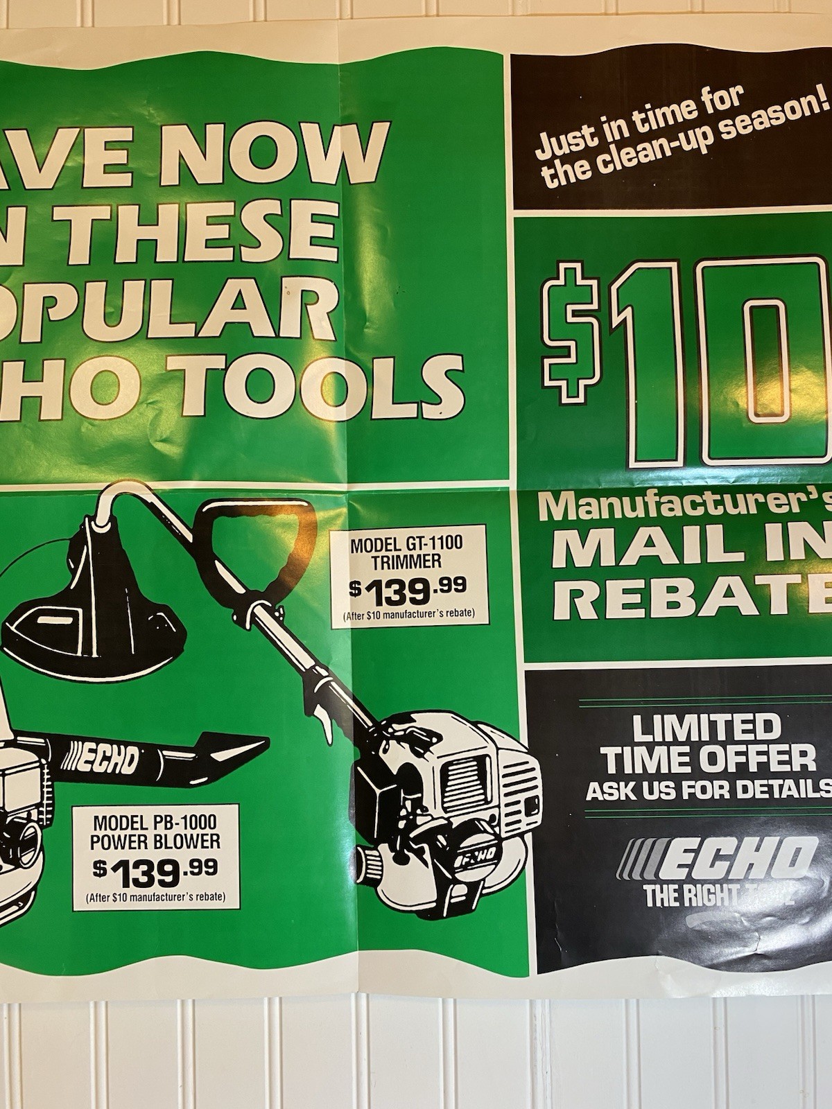 Vintage Echo Chain Saws Tools Advertising Poster Sign Green Black White 25&Prime;x22&Prime;