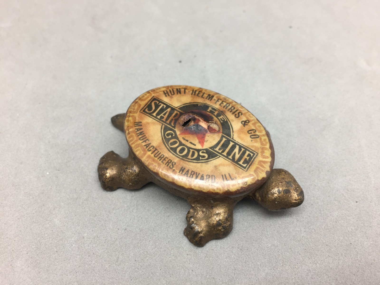 Hunt Helm Ferris Co Star Line Harvard IL Cast Iron Celluloid Turtle Paperweight
