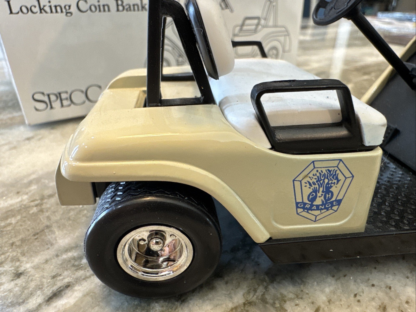 1/16 2004 speccast boone county fair belvidere,il. golf cart bank in the box new
