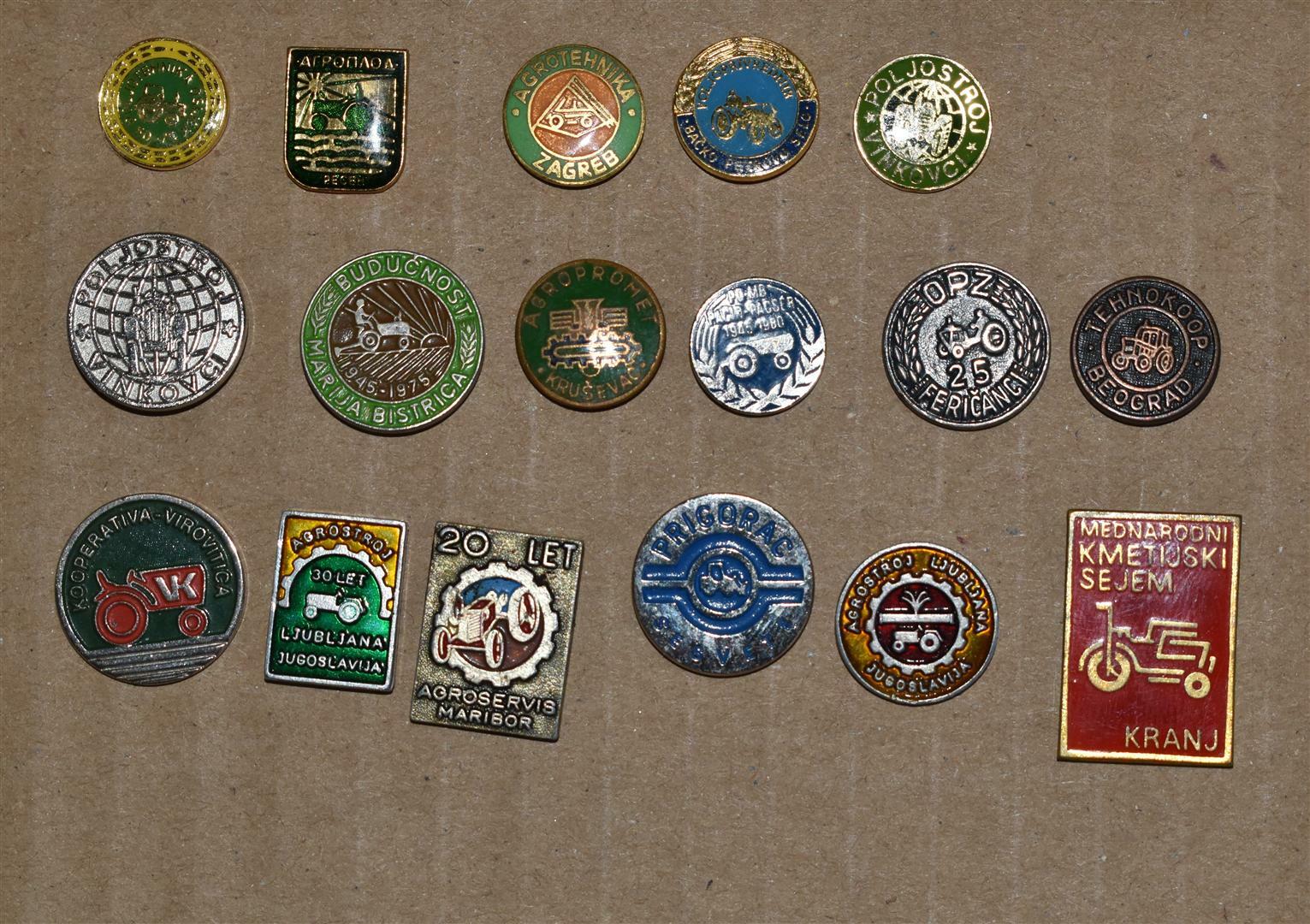 Yugoslavia Tractor Traktor vintage enamel pin badge Anstecknadel all different