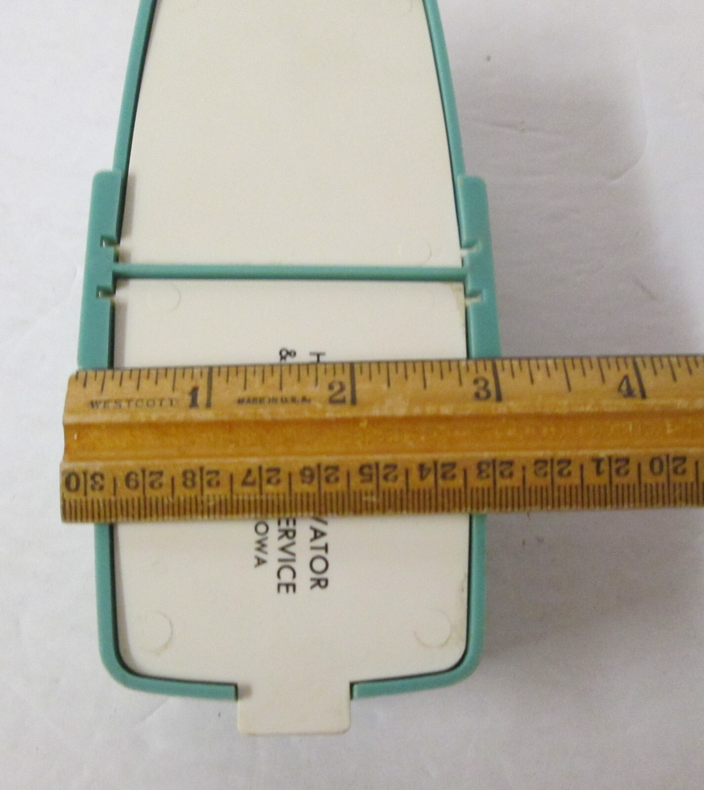 vtg Hassman Elevator & Trucking New Hampton IA Remembrance plastic adv dish rj
