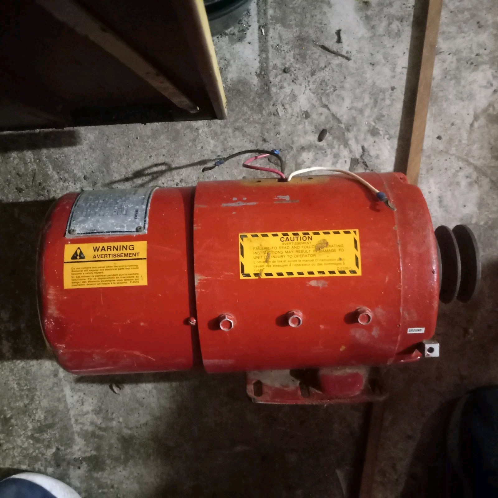 Tractor Generator/WINPOWER Tractor Alternator, Heavy, Great Stored Condition