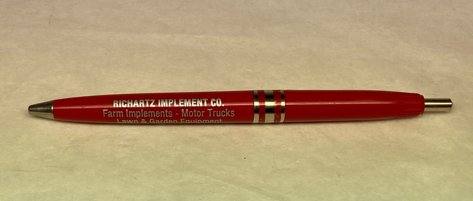 Vintage Advertising Pen Richartz Implement Lawn & Garden Farm Menomonie WI Wis