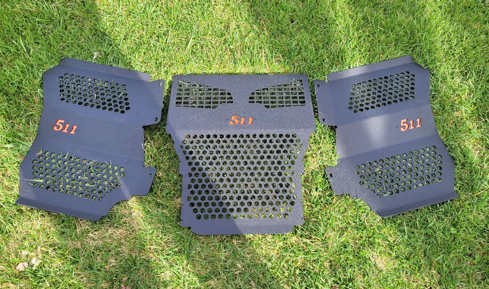 Kubota Grill Guard L2502 L3302 L3902 L4802 & L2501 with LA526 Loader