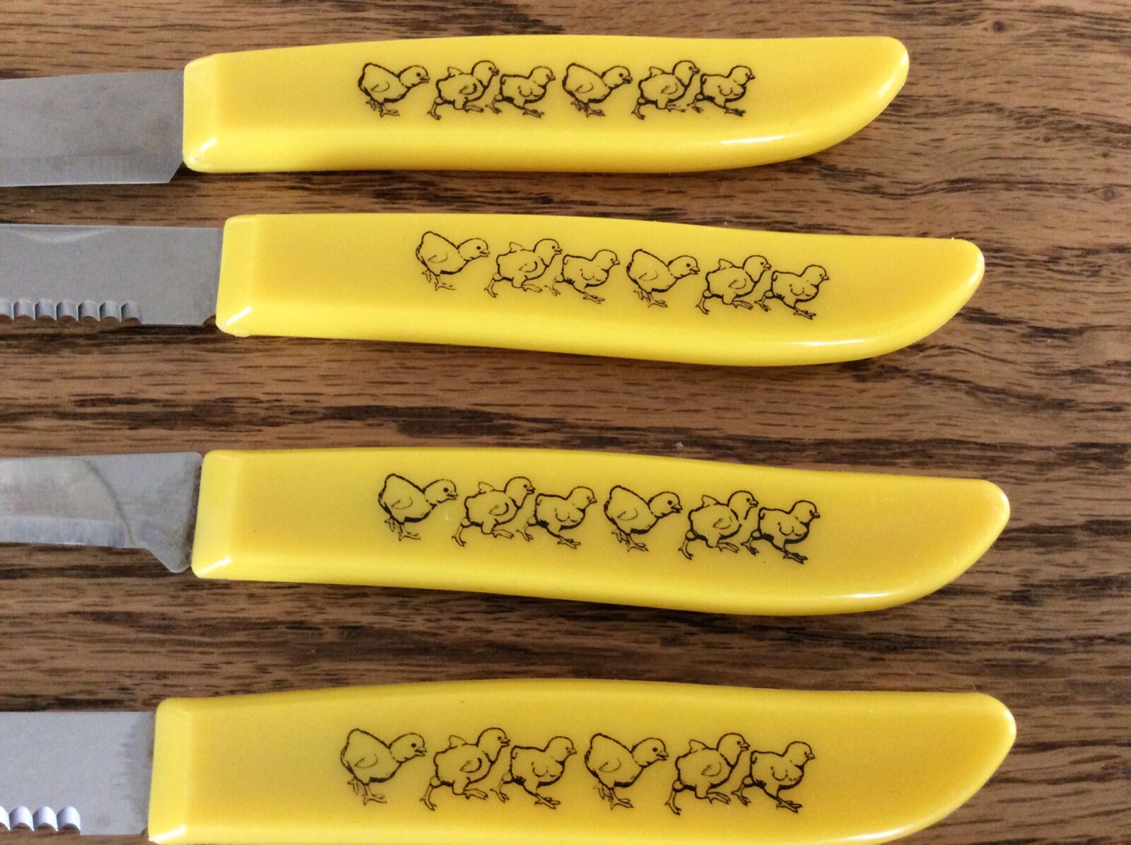 Hy-Line Chicks Feed Advertising Knives 7 Baby Chicks Logo Chickens Agriculture