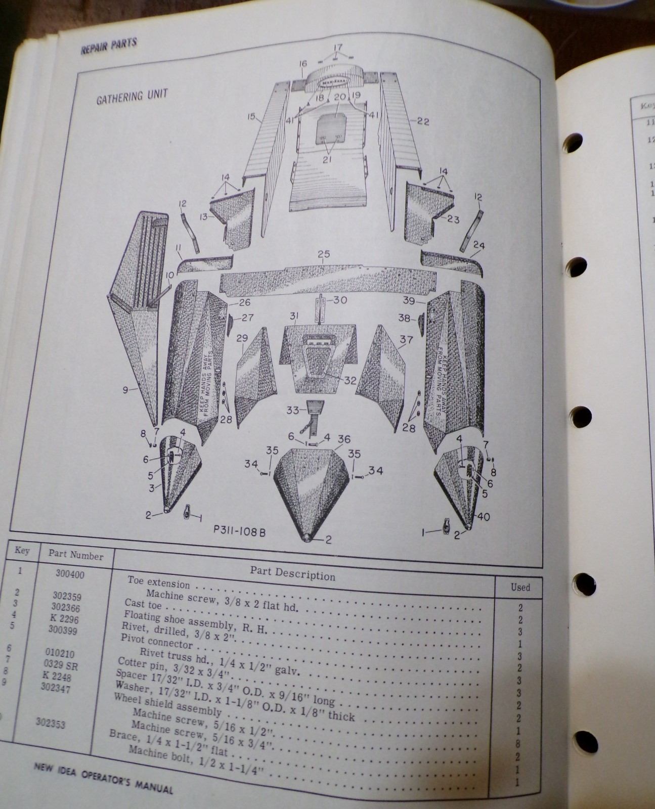 New Idea No 311 & 312 Two-Row Pull-Type Pickers Op&rsquo;s Manual, 313 Husking Unit