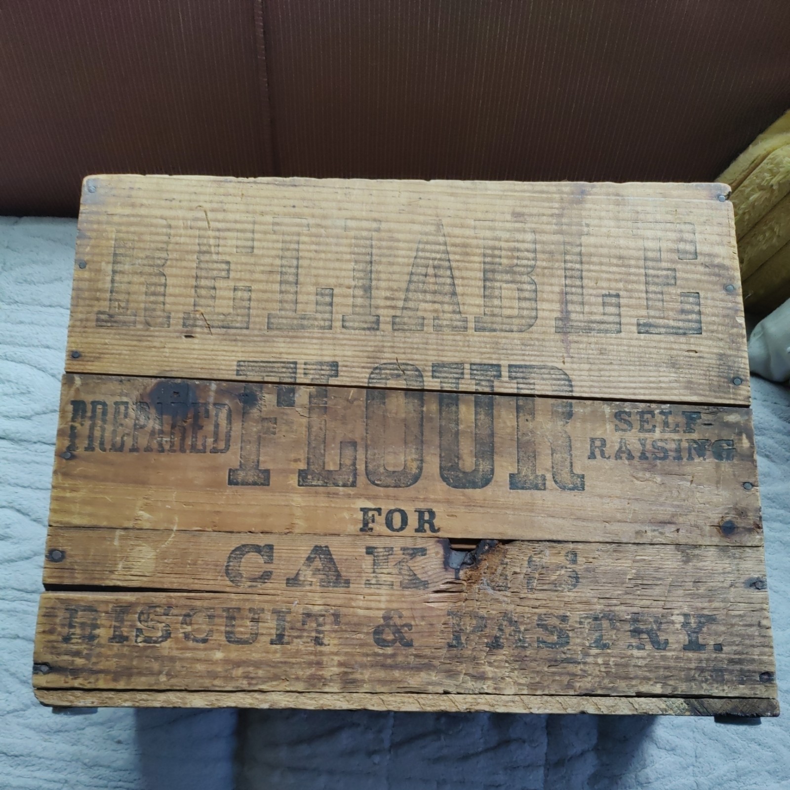 Reliable Prepared Flour Co BOSTON Mass WOOD BOX CRATE Cakes Biscuits Pastry