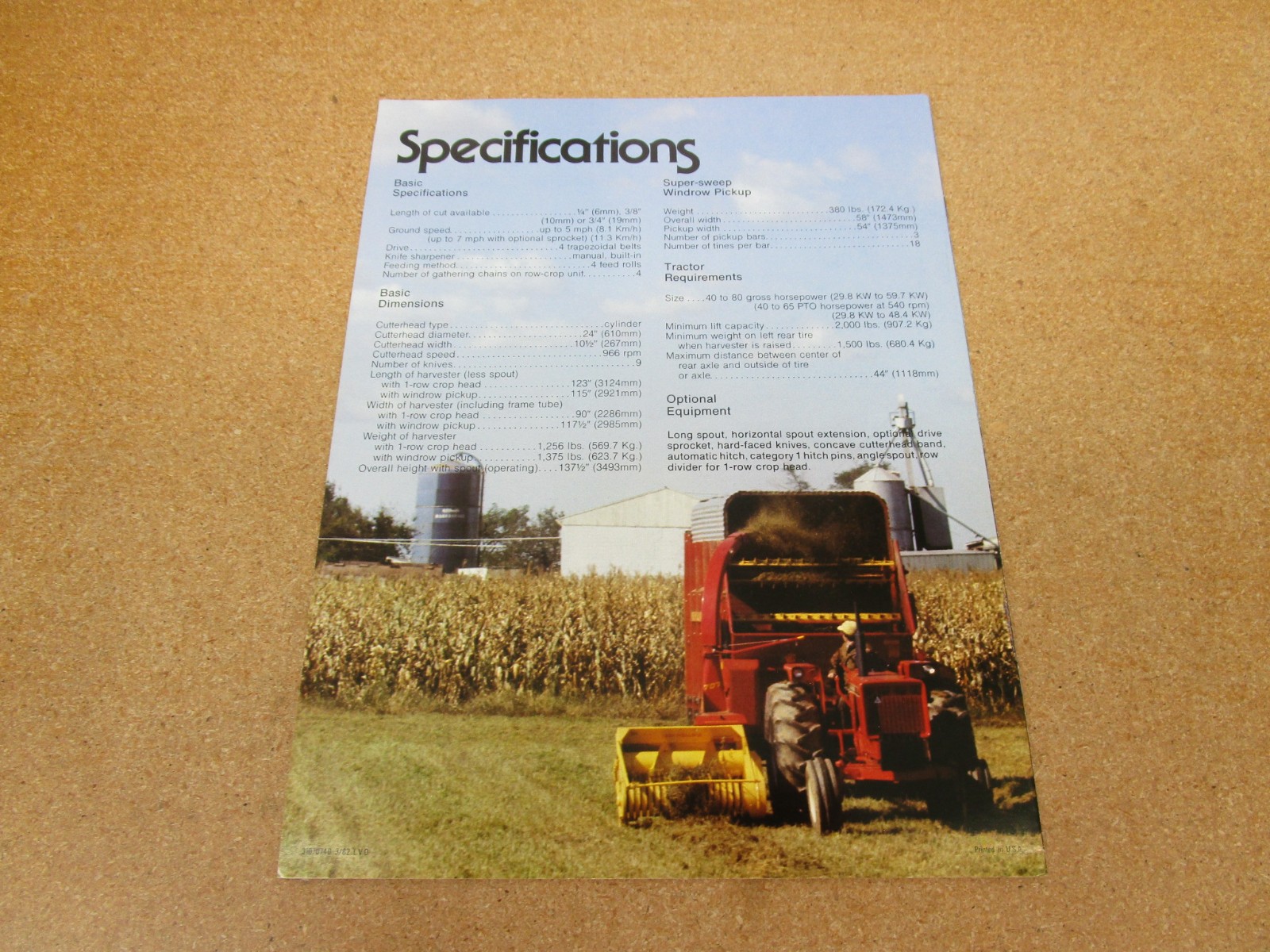 1982 Sperry New Holland Chopper hay sales brochure ORIGINAL farm literature