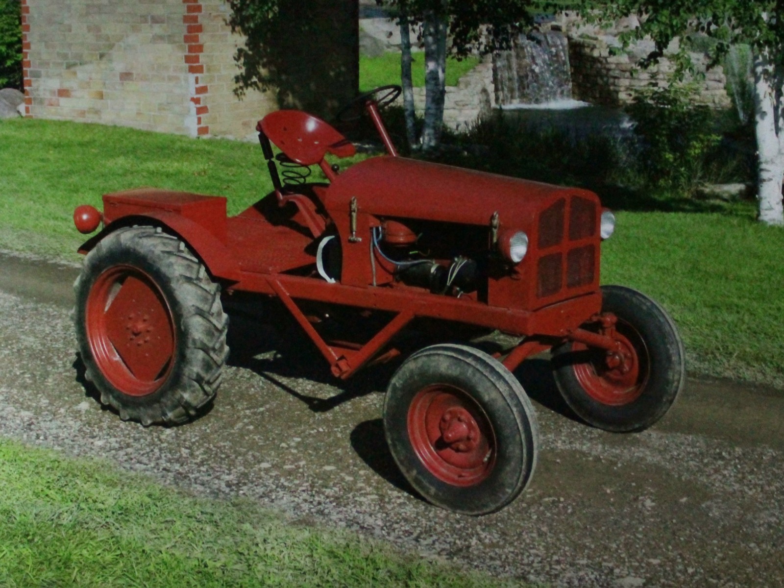 Empire Tractor Vintage Picture Wall Art Country Farm Decor Display