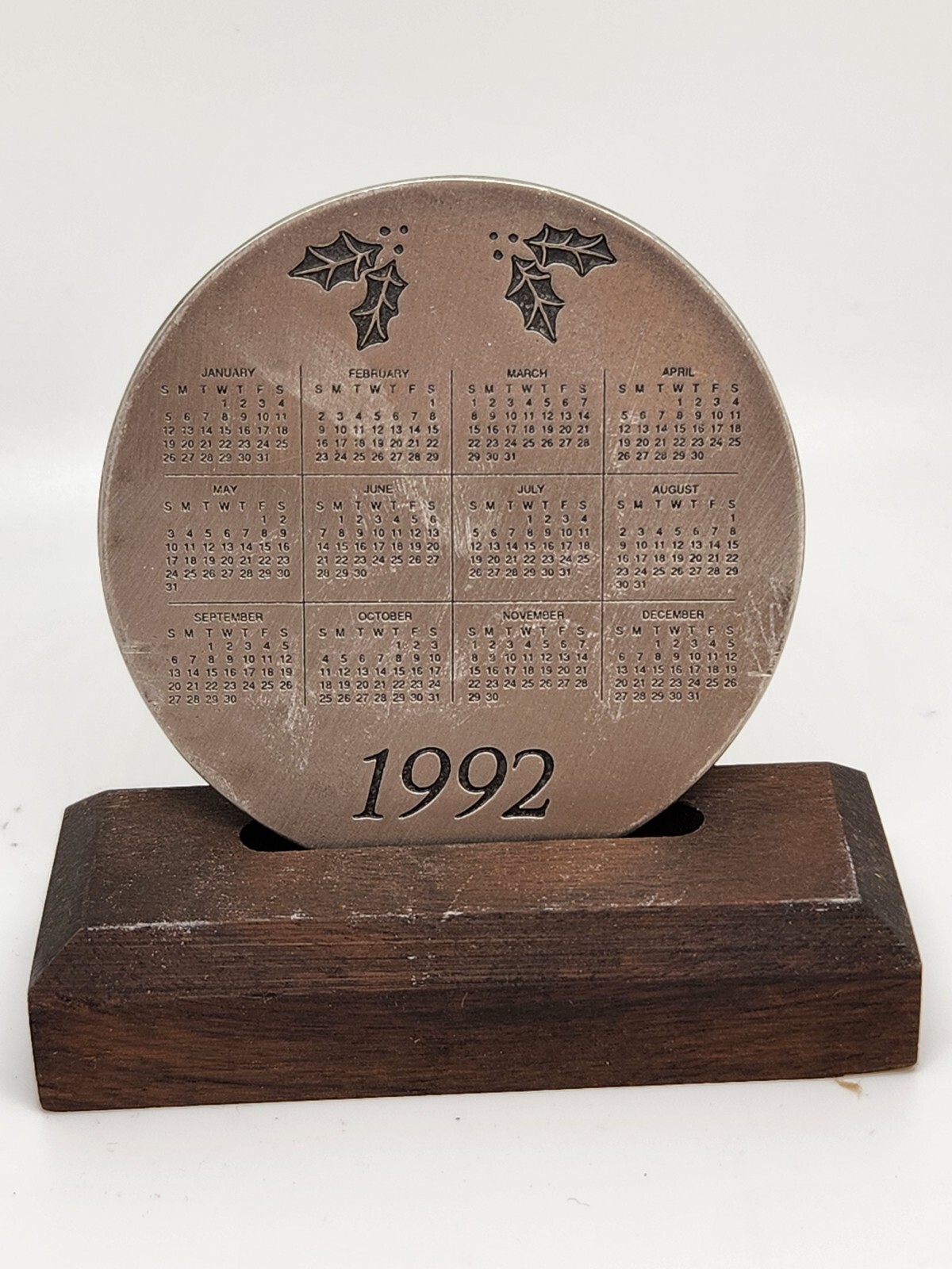 1991 Ferguson 30 Token Happy Holidays Pewter 1992 Calendar With Stand