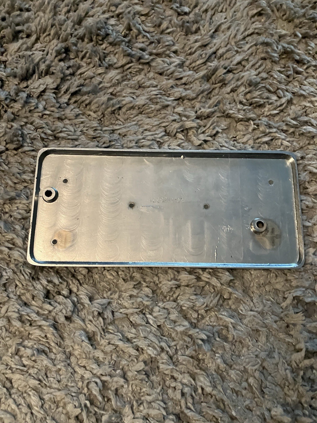 White Farm Equipment, Metal Field Boss Emblem