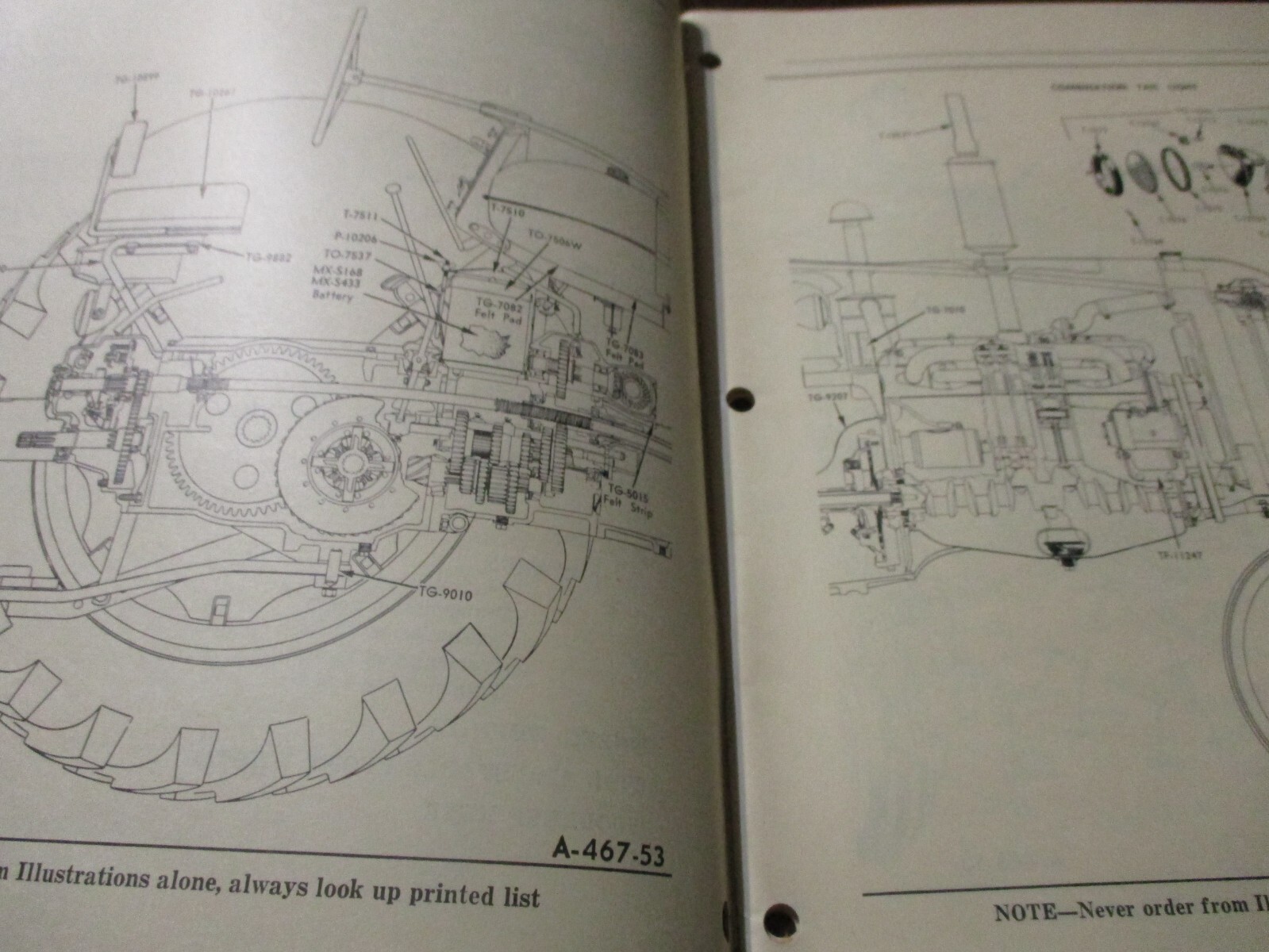 Cockshutt Black Hawk « 50 » Gas Tractor Parts List 1955