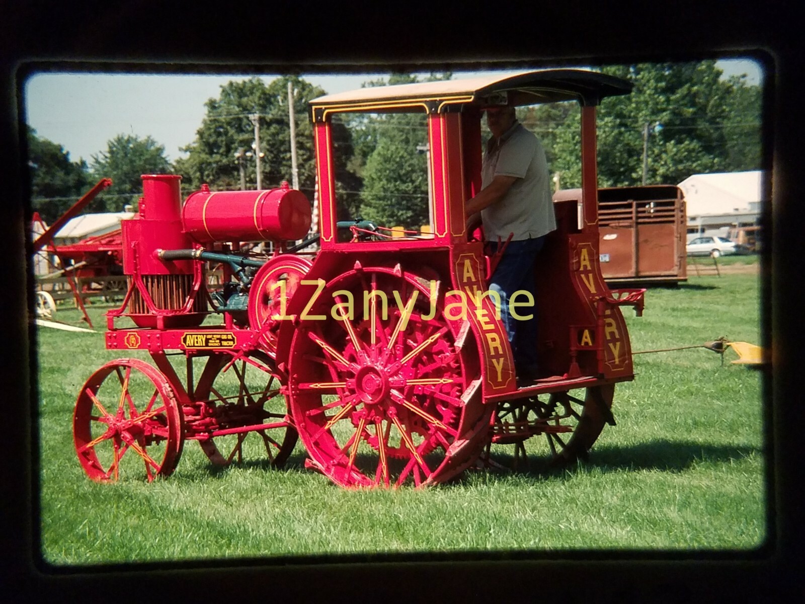 AC3002 35mm Slide of an Allis-Chalmers from MEDIA ARCHIVES MAN AVERY TRACTOR