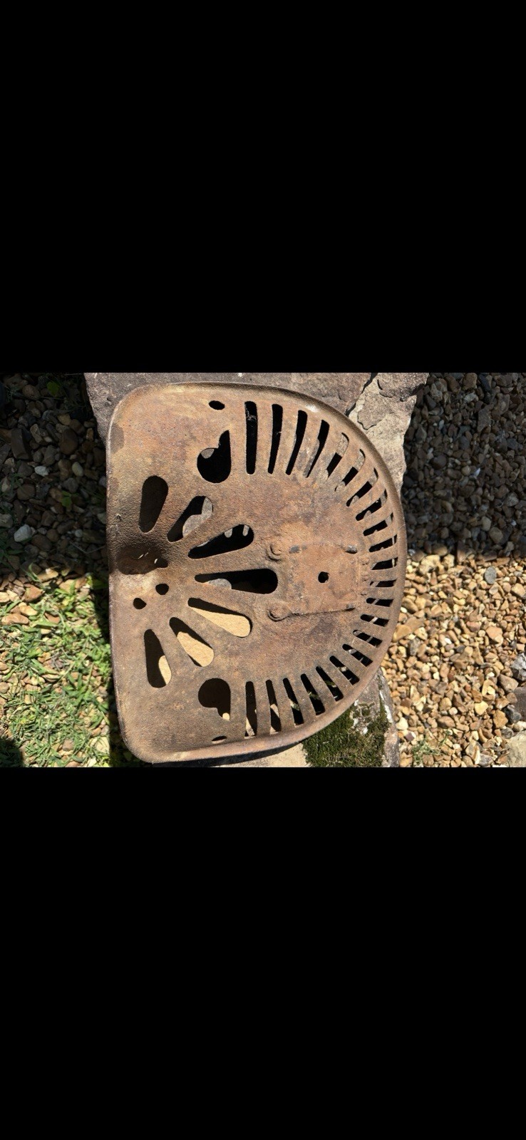 Antique Walter A. Wood Cast Iron Tractor Seat Hoosick Falls NY Farm Primitive