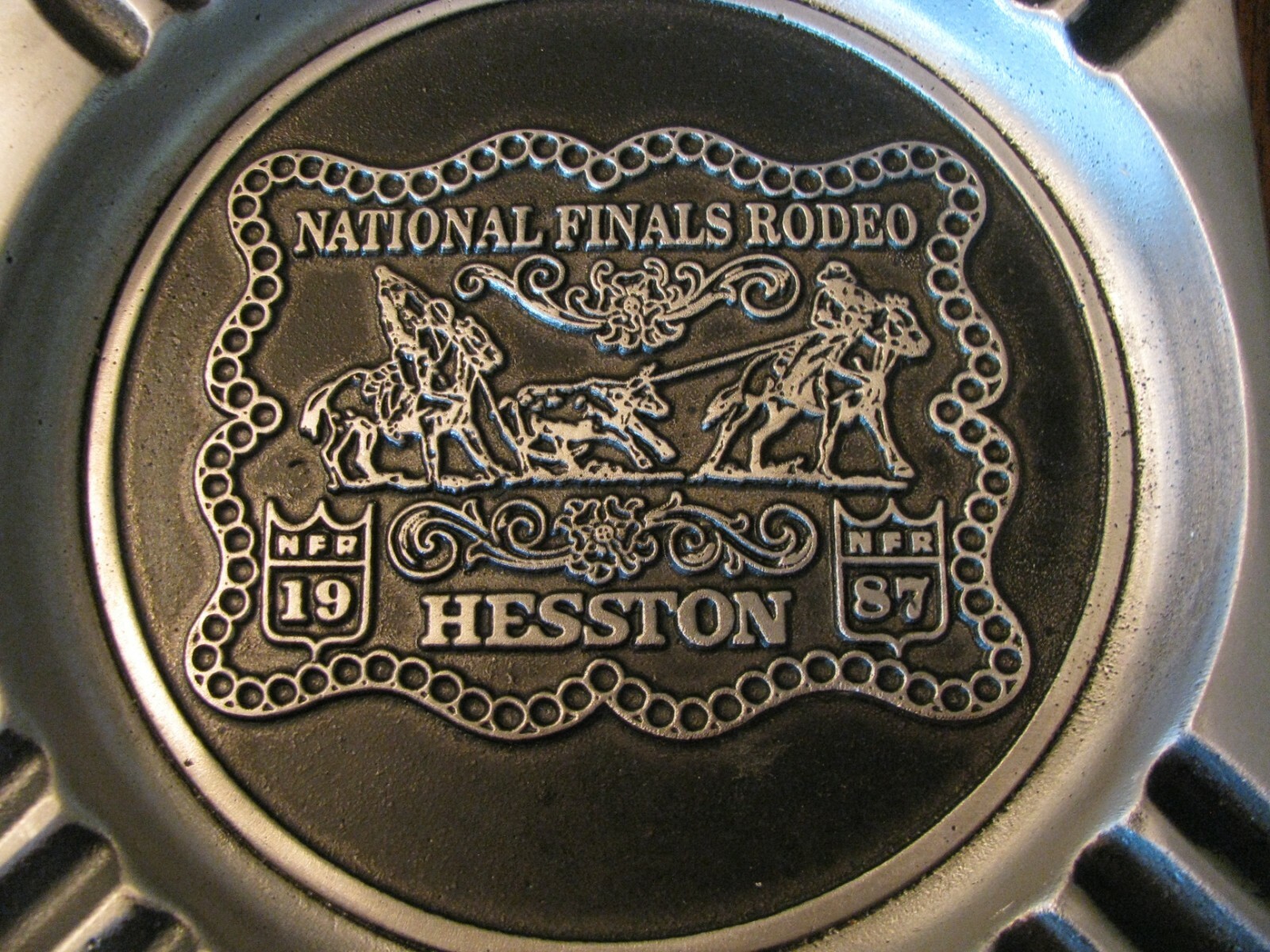 *HESSTON NFR Rodeo CALF ROPING 1987 Collector Ashtray #5 Anniversary Series