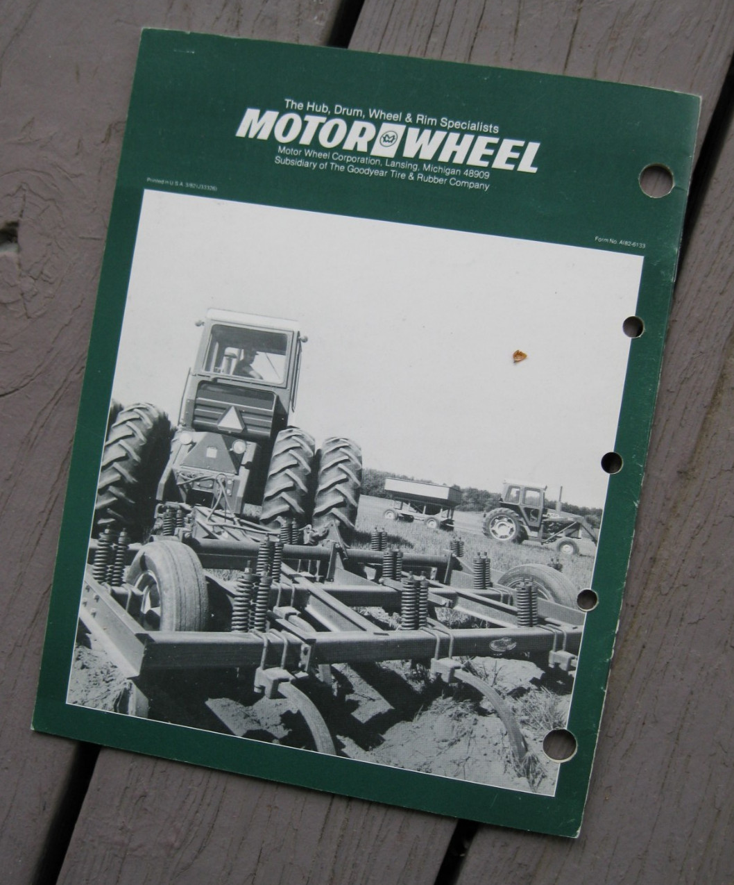 VTG 1982 MOTOR WHEEL Agricultural & Industrial Wheels 28pg Goodyear Farm Catalog
