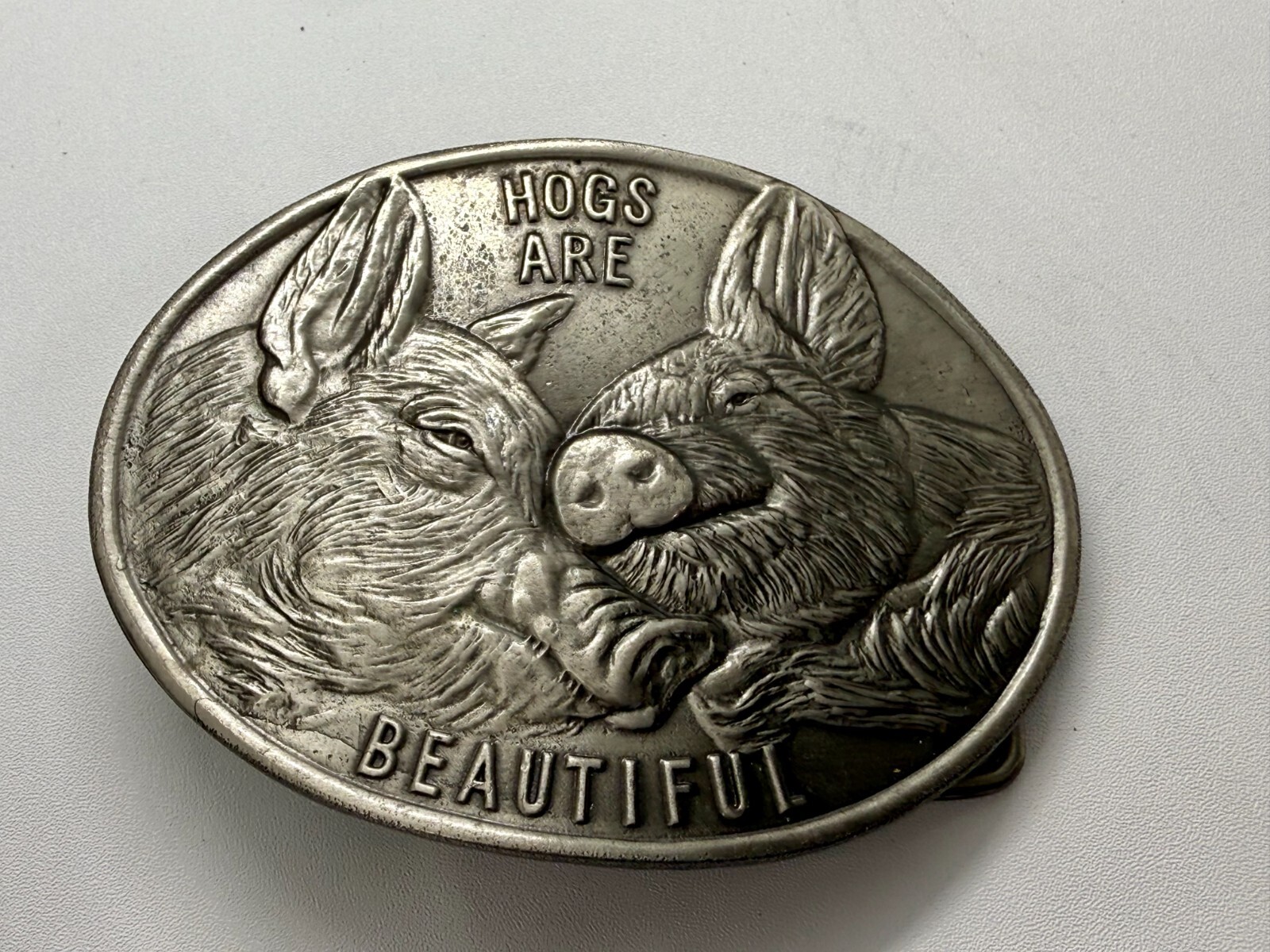HOGS ARE BEAUTIFUL National Pork Producers Council VTG 1975 Lewis Belt Buckle