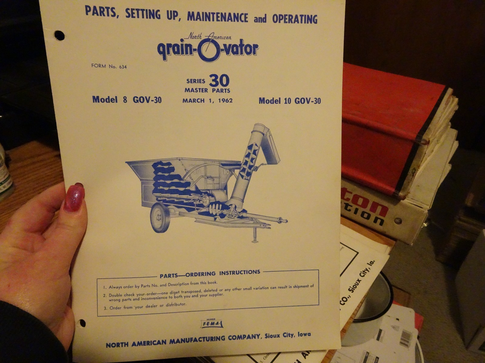 VINTAGE NORTH AMERICAN GRAIN O VATOR SERIES 8 GOV 30 10 GOV 30 PARTS OPERATING