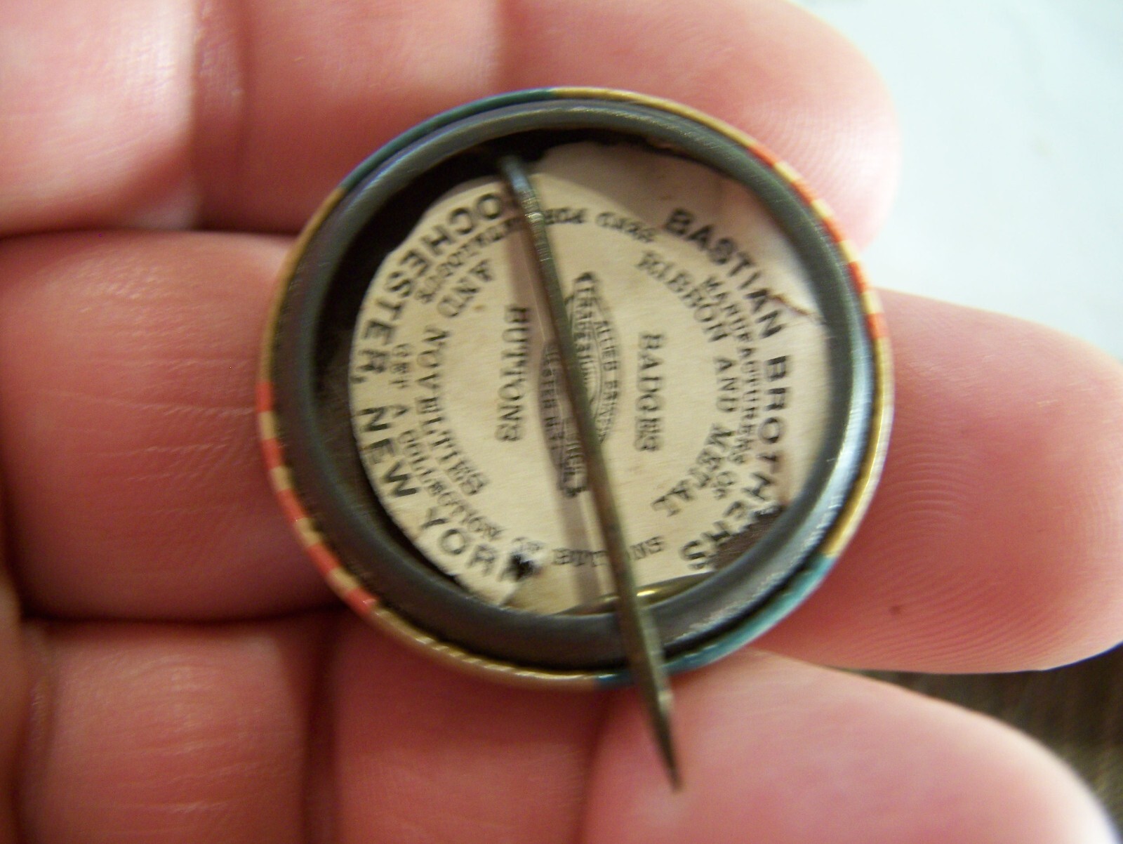 AMERICAN THRESHERMAN Celluloid Pinback Hit Miss Engine Steam Era Trade Magazine