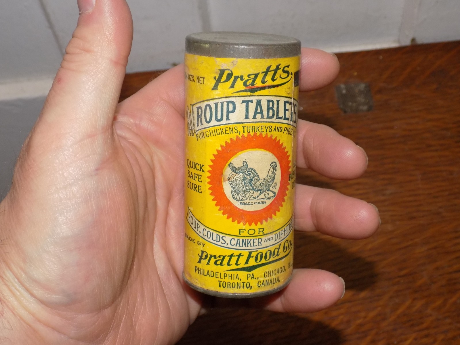 Vintage Pratt’s Roup Tablets 1 ½ Ounce Cardboard Unopened Package