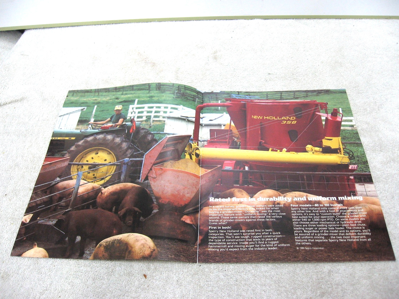 VINTAGE 1985 NEW HOLLAND TRACTOR GRINDER FEED MIXER BROCHURE 353 355 358 359