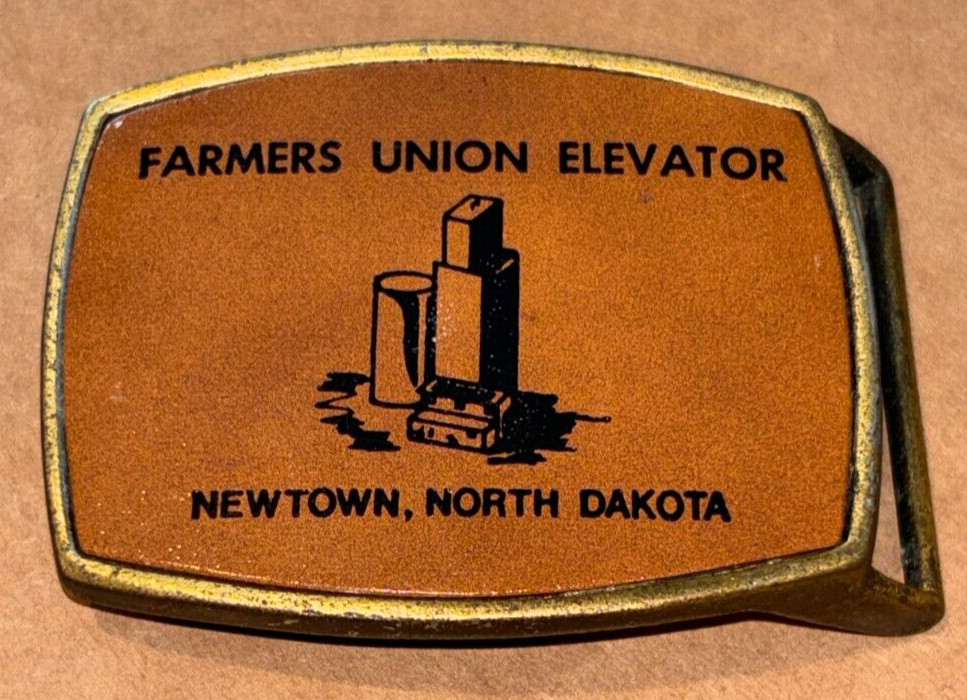 FARMERS UNION ELEVATOR. NEWTOWN, NORTH DAKOTA, Metal & Leather Belt Buckle
