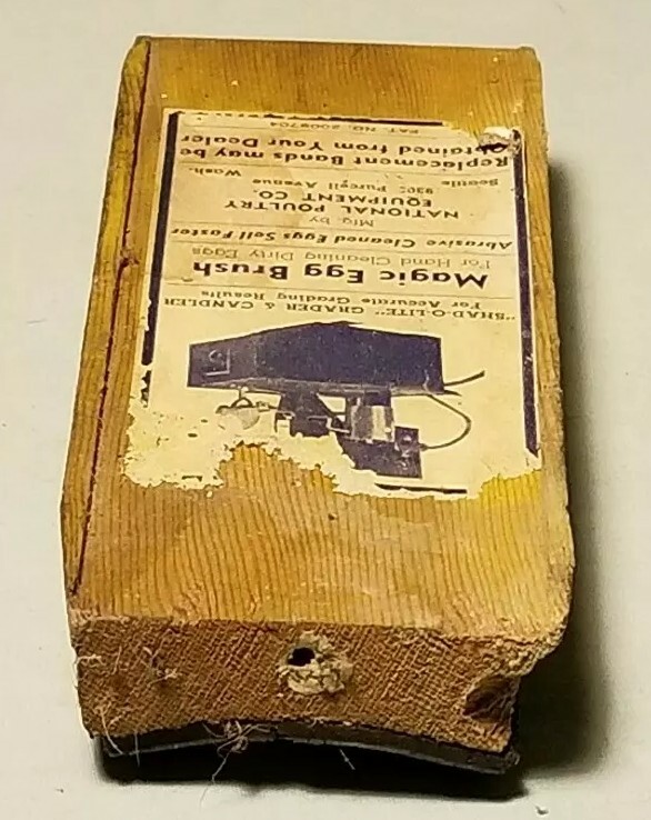 Vtg advertising Magic Egg Brush National Poultry Equipment Shad-O&rsquo;Lite americana