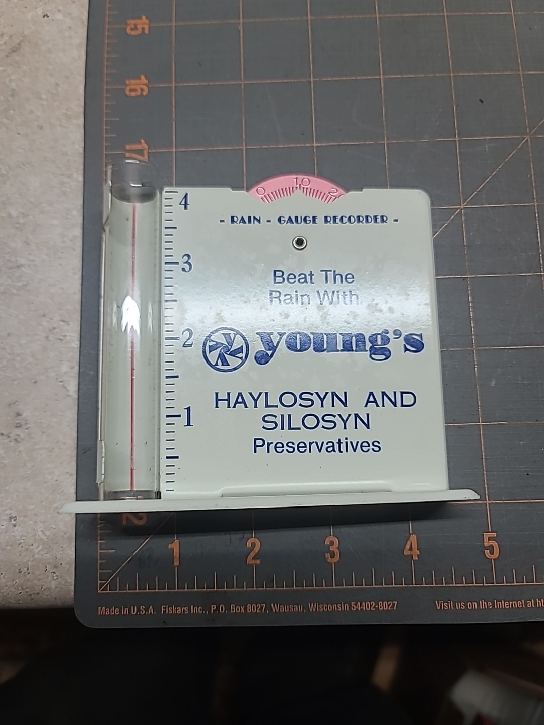 Vtg Rain Gauge Recorder Youngs Haylosyn Silosyn Preservatives Farm Advertising