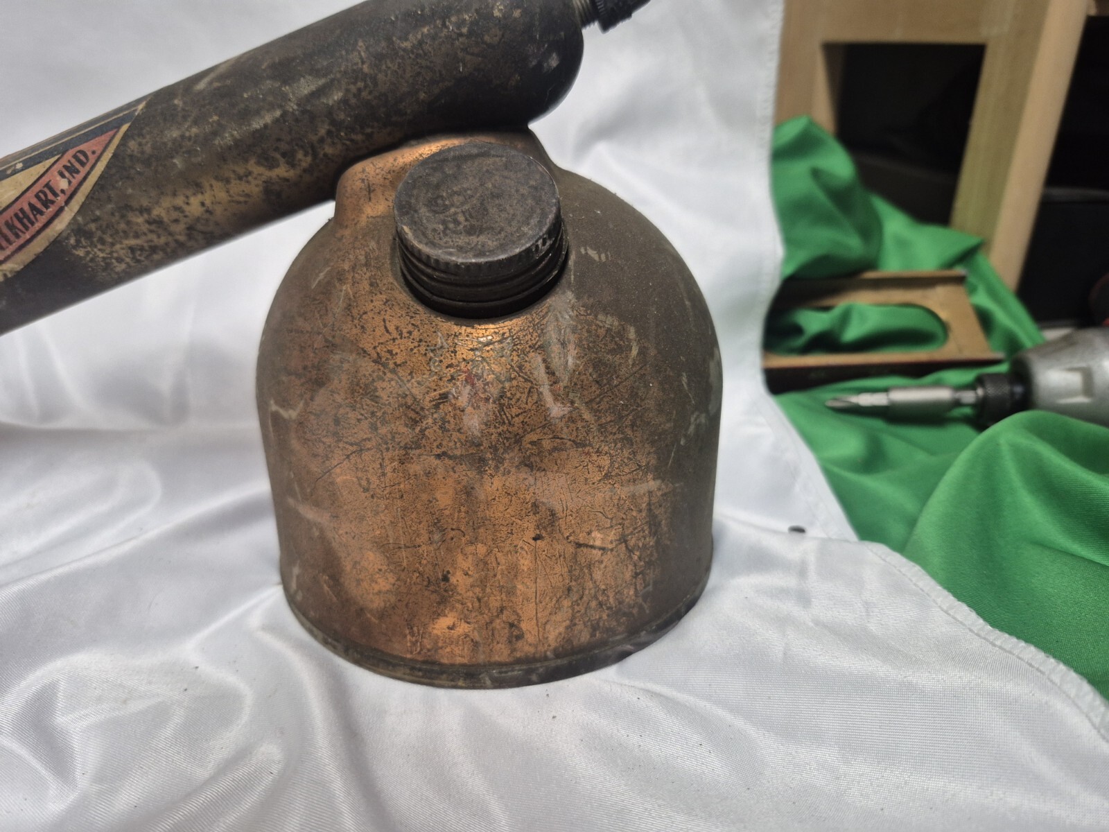 Vintage DOBBINS Metal Ware SUPER BILT SPRAYER Copper Drum Wood Handle Decoration