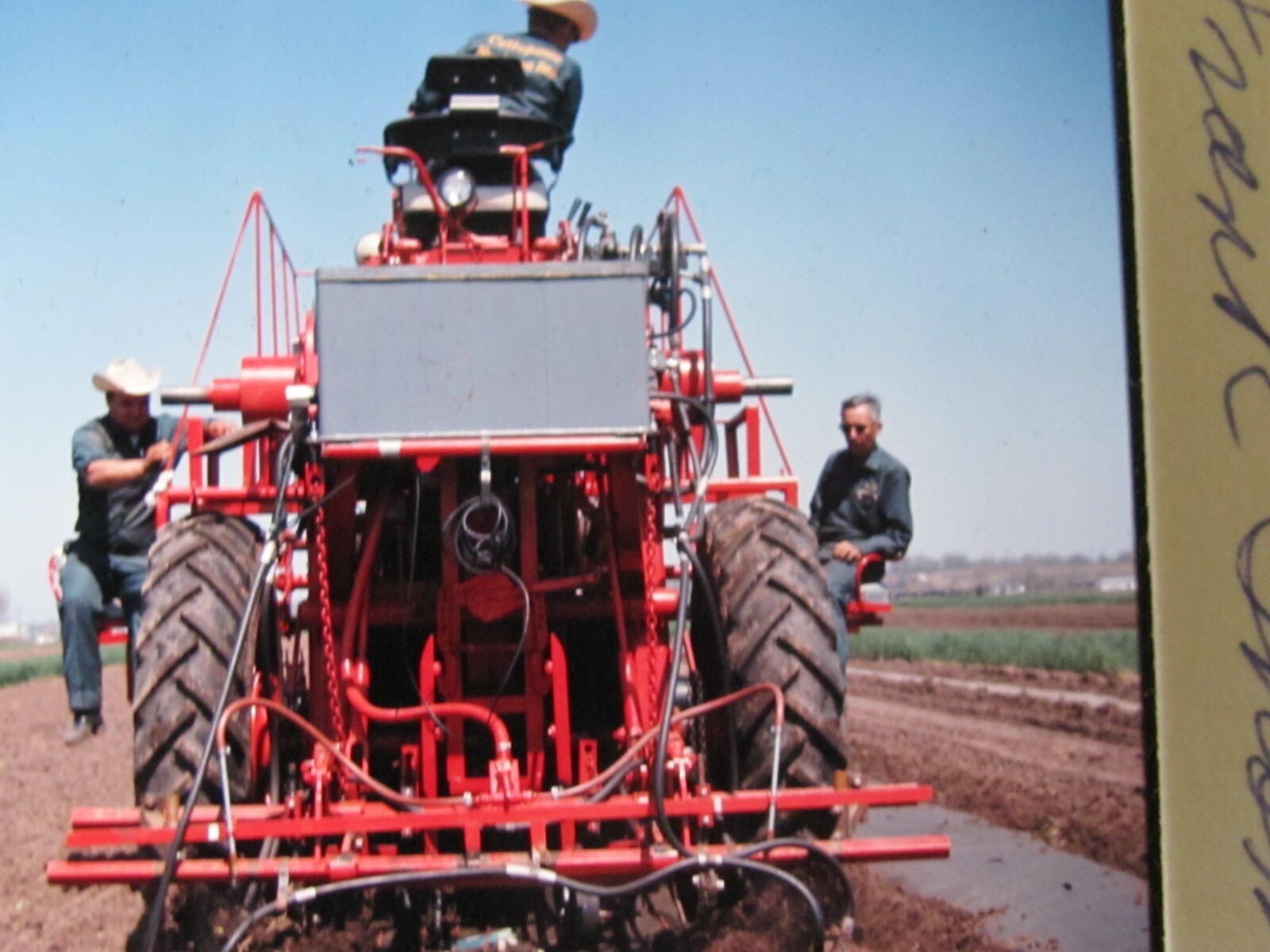6 PHOTO SLIDES FARM VEGETABLE CROPS MACHINE CELLUPONIC SYSTEM MULCHING 1970&rsquo;S