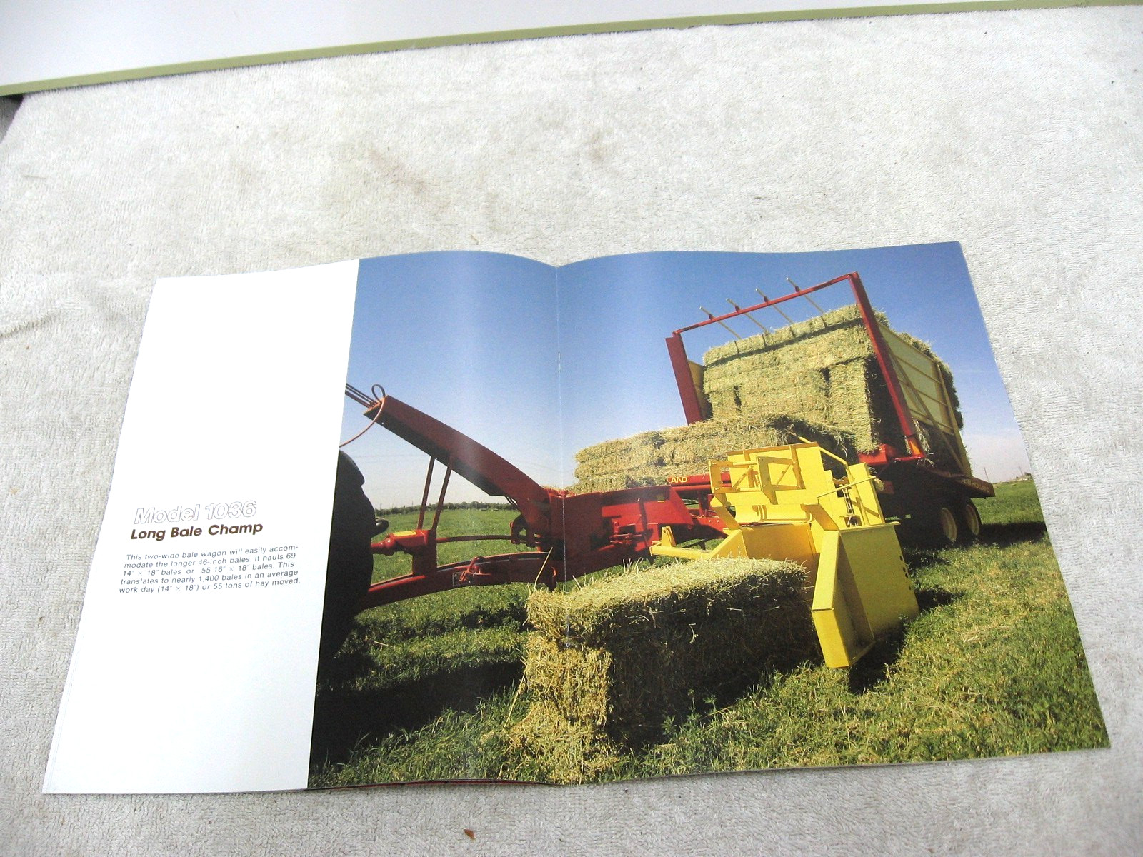 1988 FORD NEW HOLLAND TRACTOR PULL TYPE BALE WAGON BROCHURE 1003 1036 1037