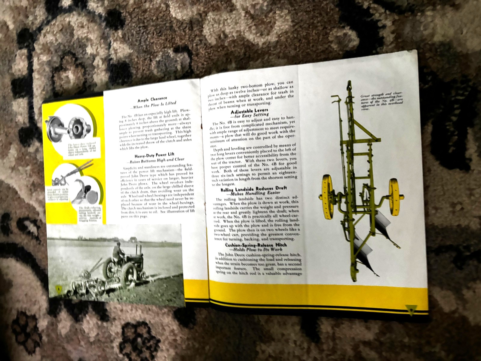 John Deere No.4B Tractor Plows For 1937 Brochure DCPA26