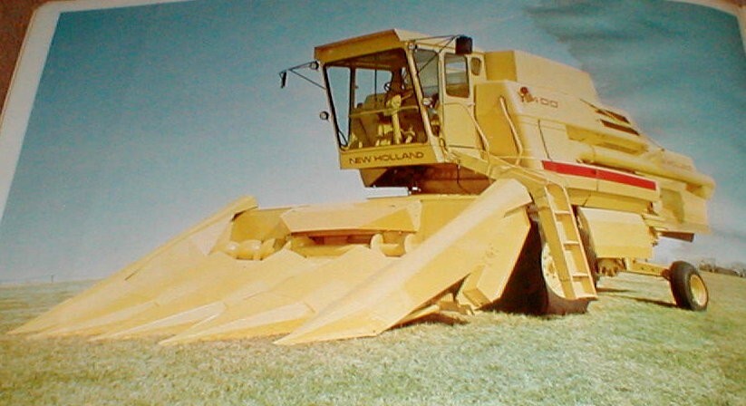 Sperry New Holland Corn Combine 1974 Full Color 16 Page Dealer Brochure