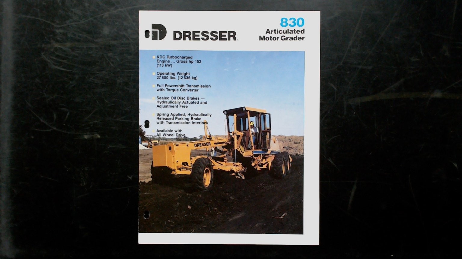 Dresser 830 Articulated Motor Grader Vintage Brochure 27.8in
