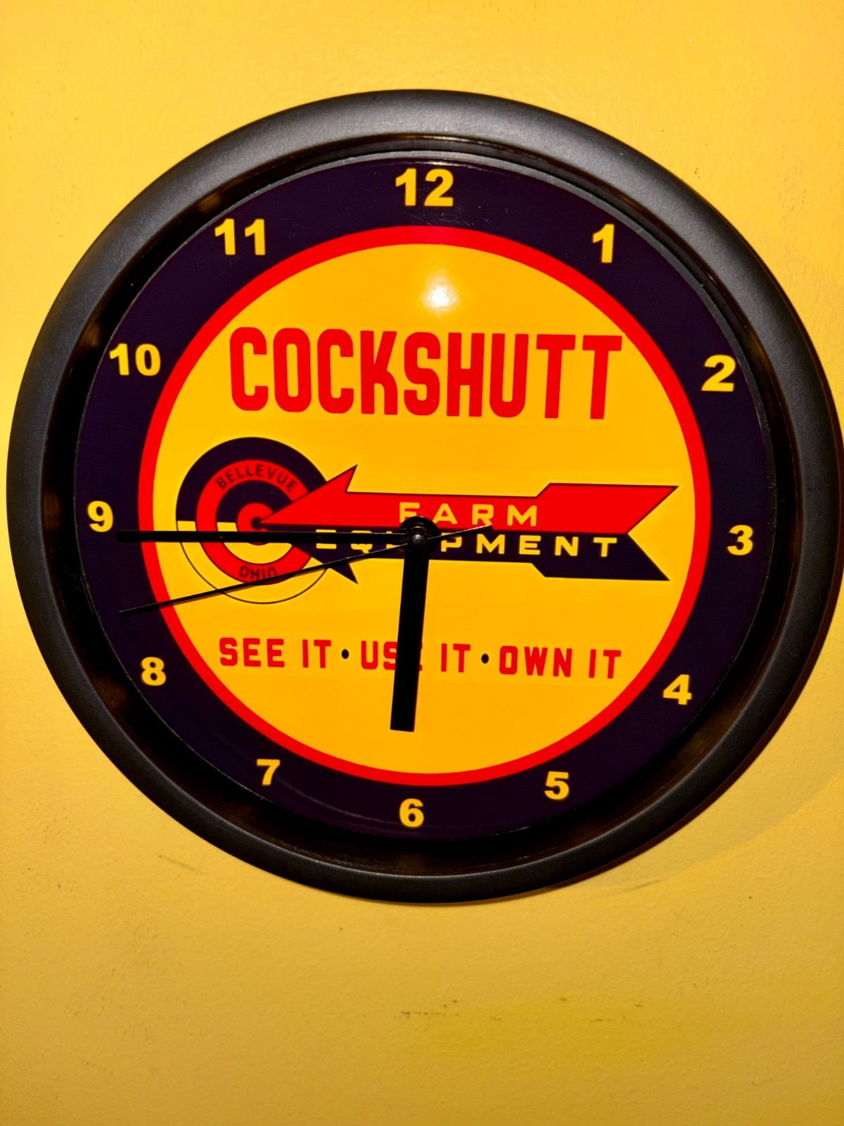 Cockshutt Farm Tractor Barn Garage Man Cave Clock Advertising Sign
