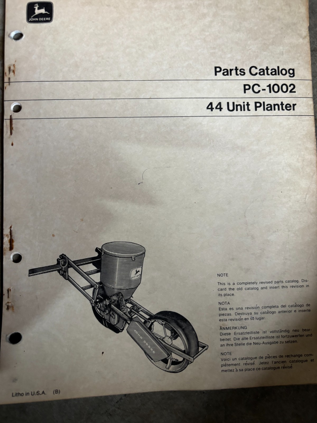 John Deere 44 Unit Planter Parts Book Manual AMIL26