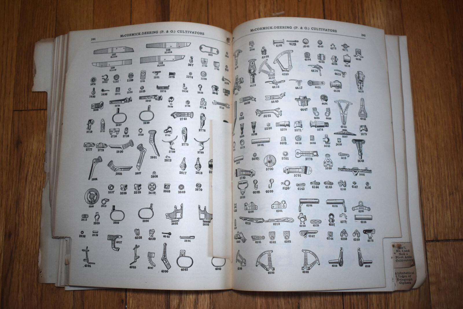 1923 McCormick Deering IHC International Harvester Planter Cultivator CATALOG