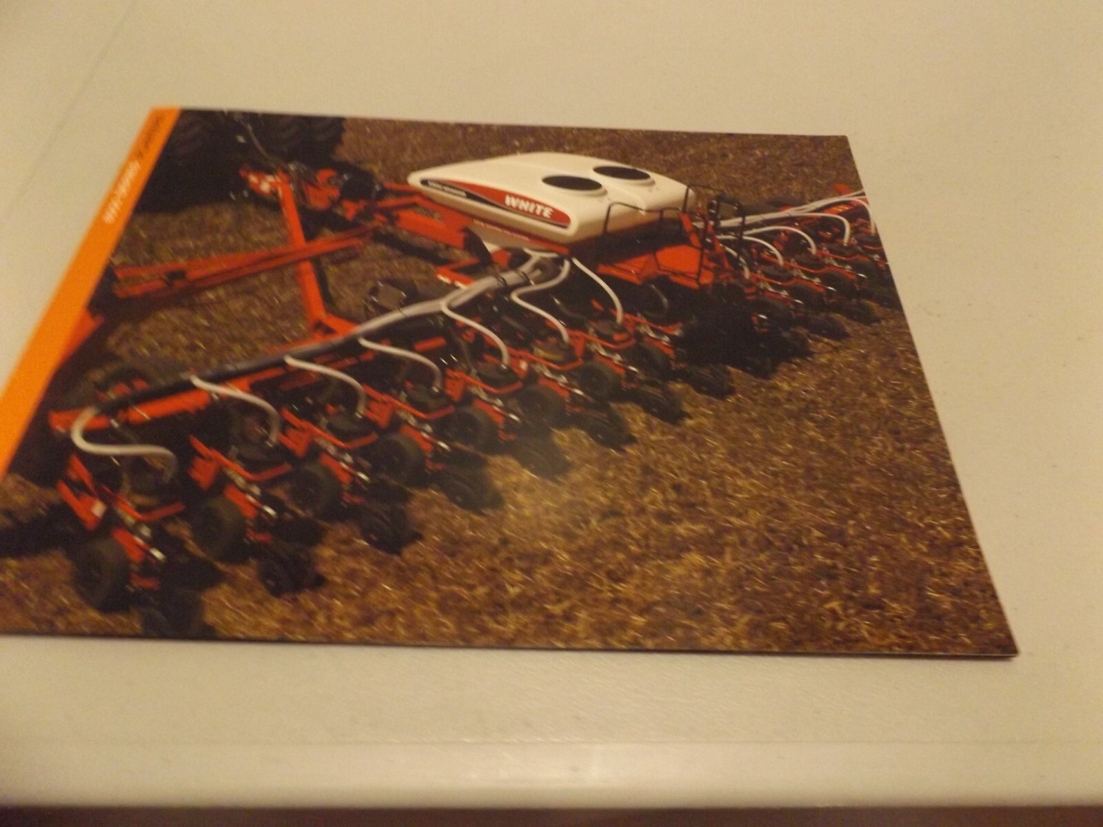 WHITE 8000 SERIES PLANTERS, LIT # WP09157 (02) 8 PD 2009