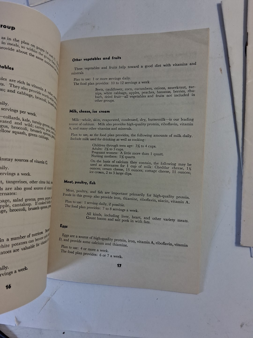 U.S. DEPARTMENT OF AGRICULTURE PAMPHLETS Read Look Plumbing Shrub Freezing Meat