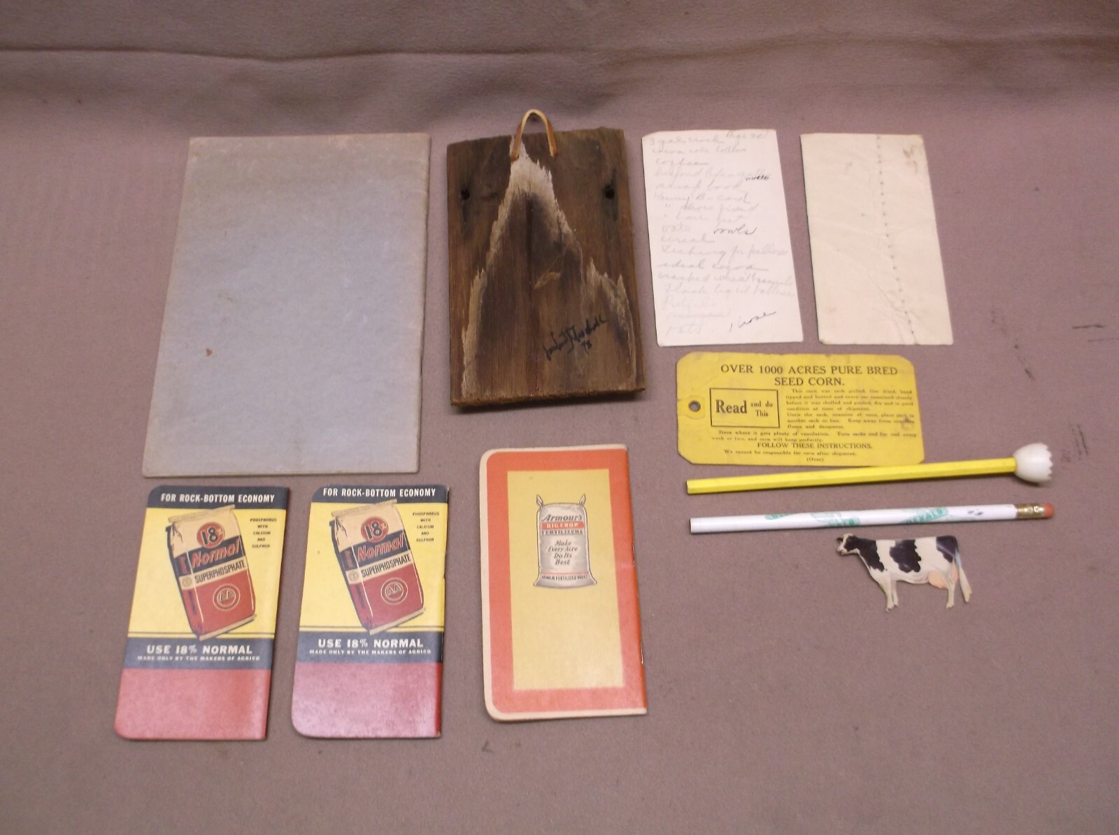 VINTAGE 11 PC FARM LOT AGRICO KELLY SEED ARMOUR AMCO HOG DEKALB BARN PLAQUE