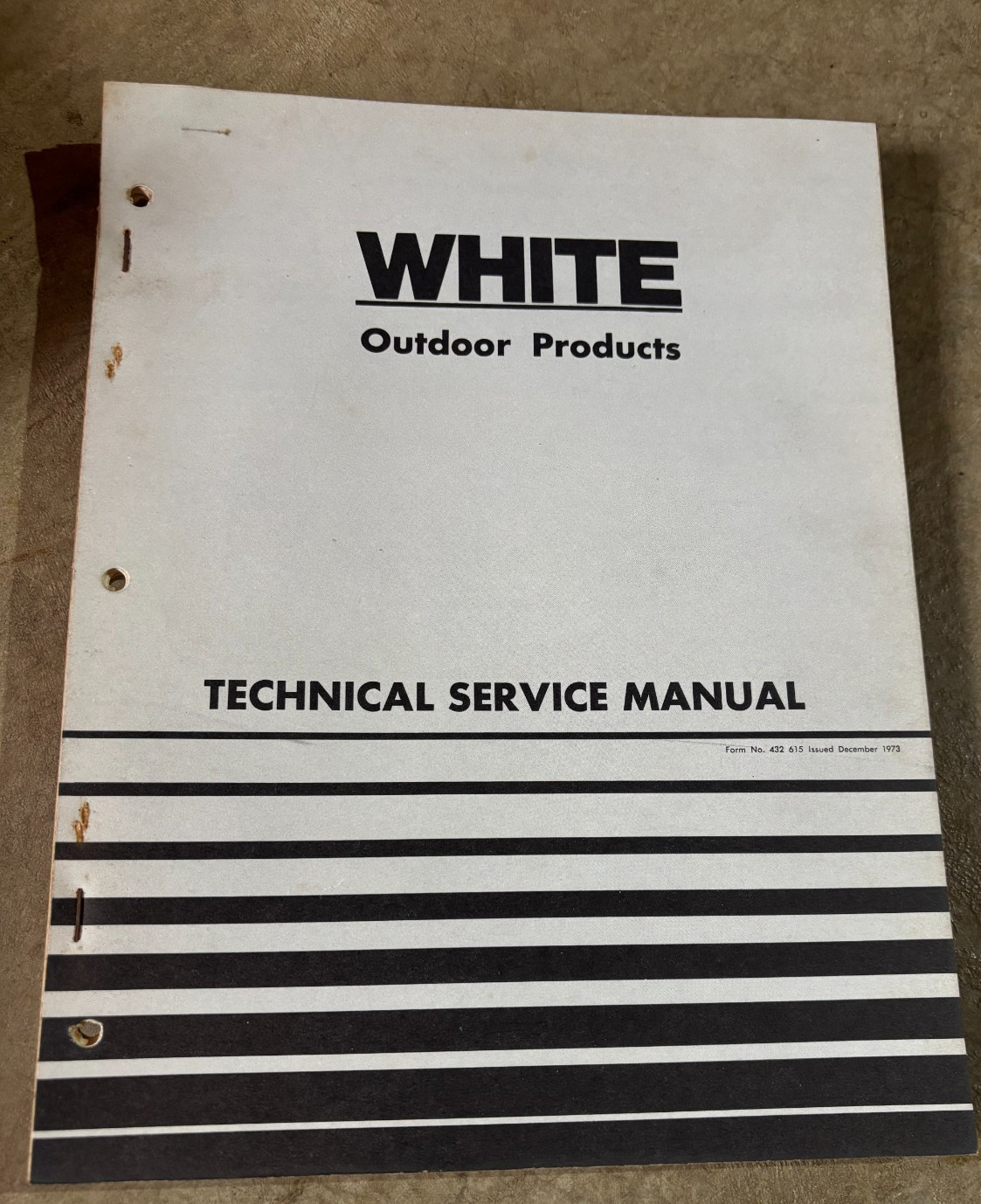 White Tractor Outdoor Products Technical Service Manual DCPA26