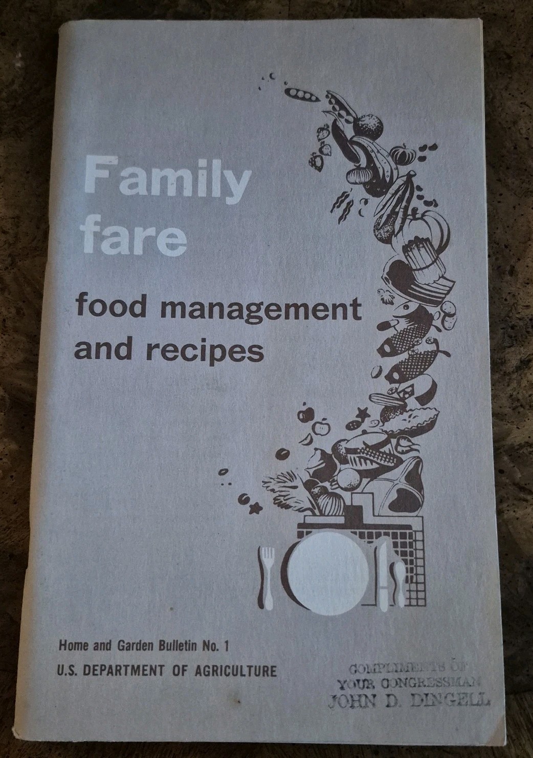 Vintage 1950 Family Fare Food Management and Recipes US Dept Agriculture Dingell