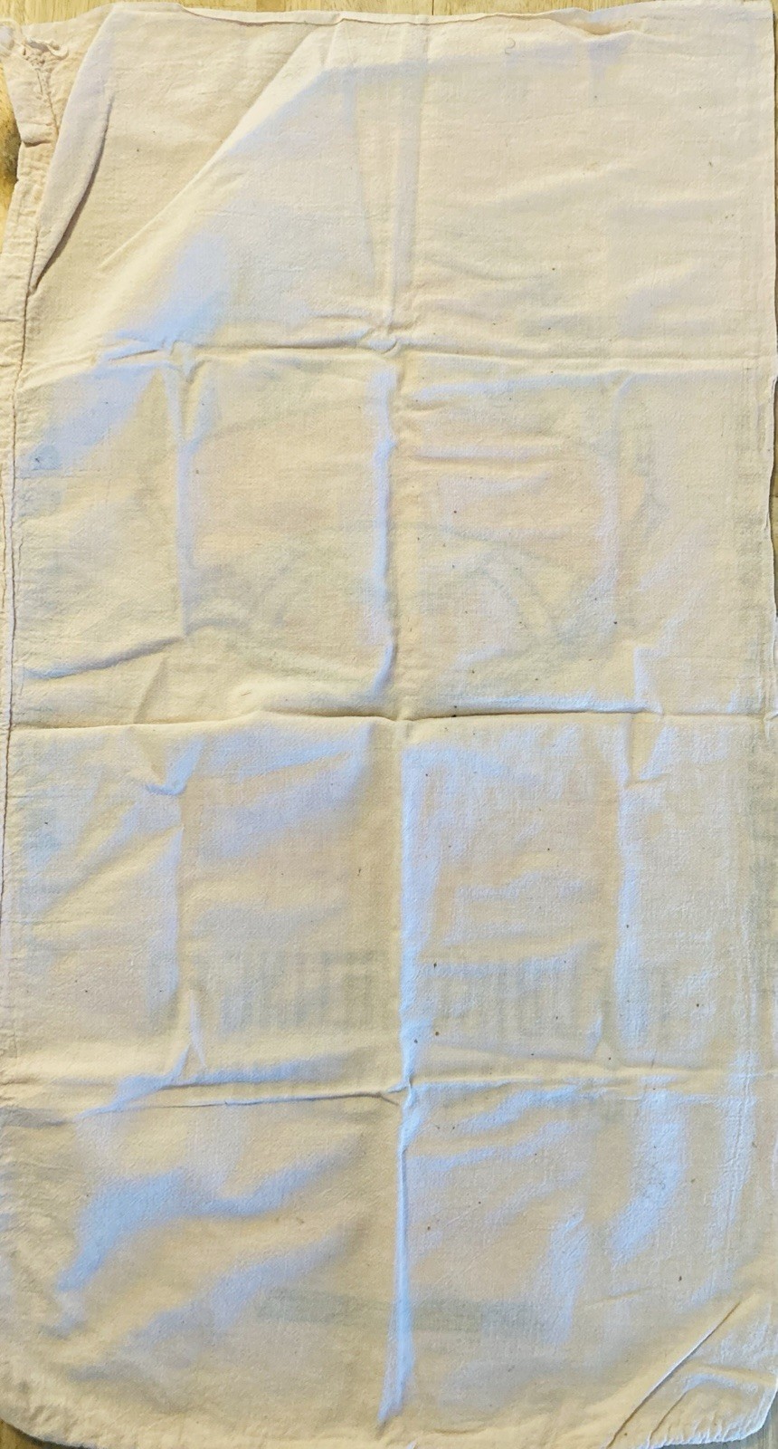 UBIKO MILLING CO. CINCINNATI, OHIO. 100LB. “LIFE GUARD” CLOTH MASH FEED BAG