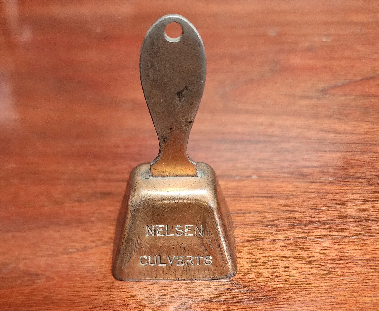 VINTAGE NELSEN CONCRETE CULVERT COMPANY COPPER BELL PONTIAC ILLINOIS 3.25&Prime; TALL