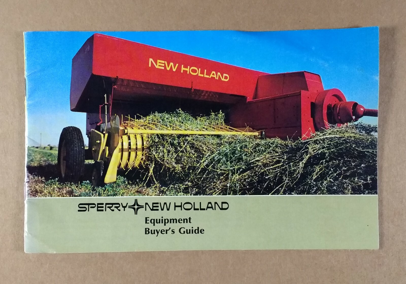 1973 New Holland Equipment Buyer&rsquo;s Guide Catalog balers combine windrower