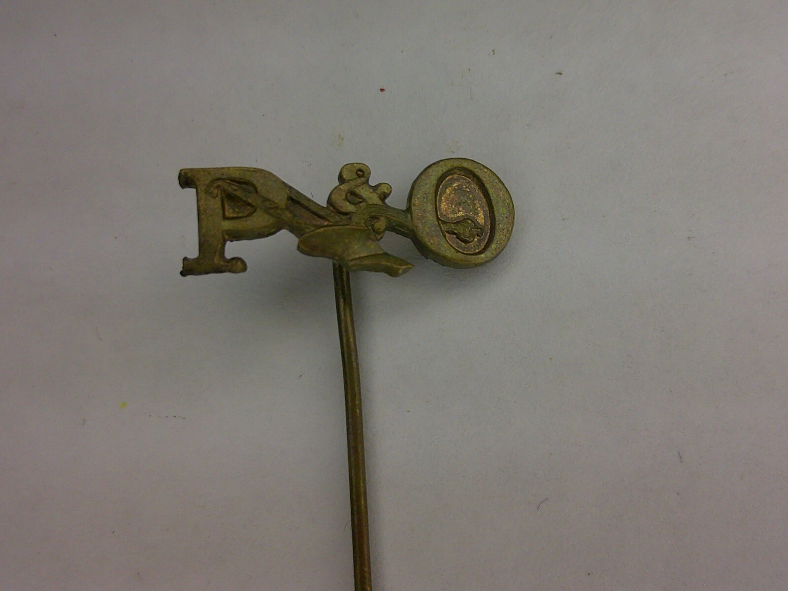antique P & O Plow co. Canton, Ill. stick pin with depiction of plow on top Z93