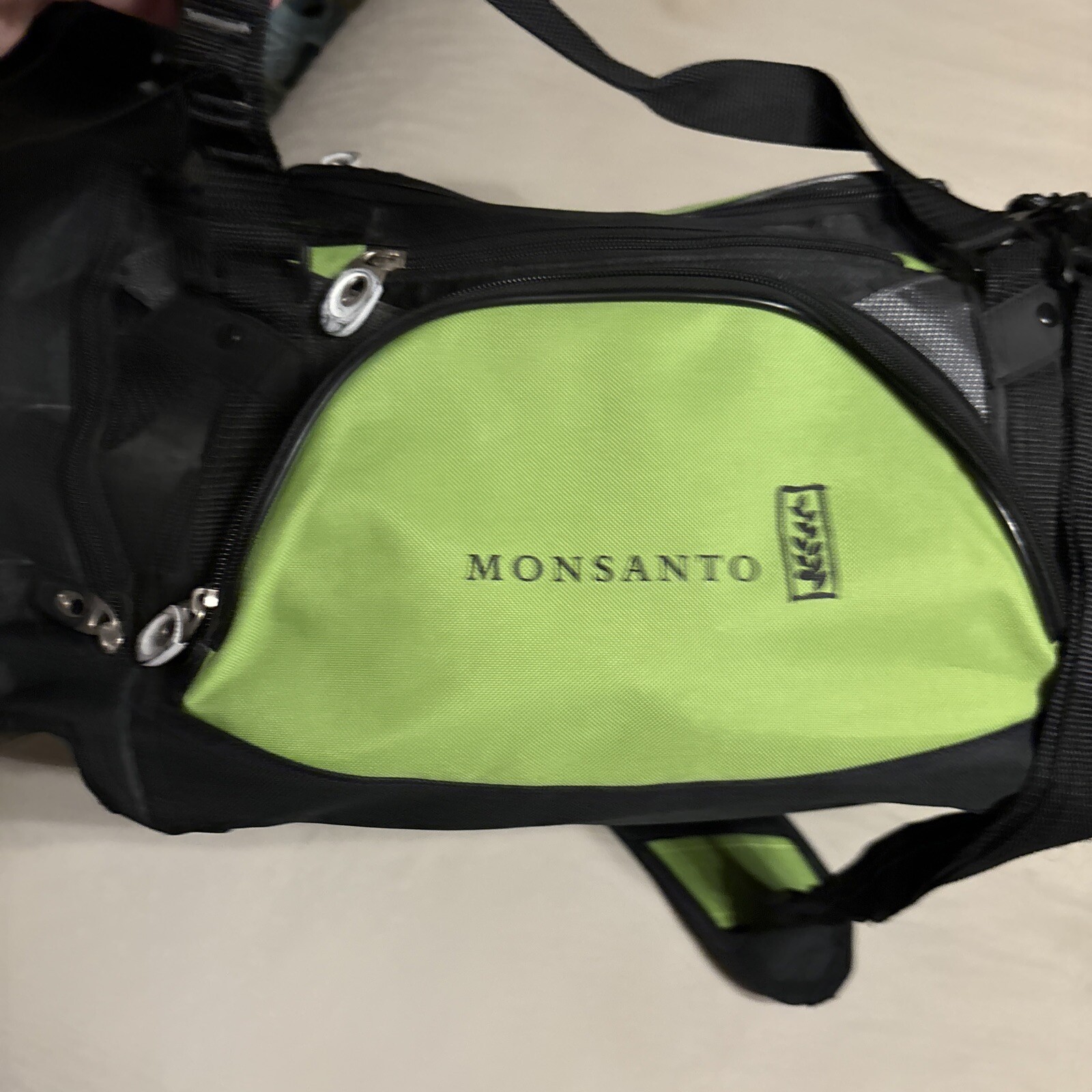 Vintage Defunct NEW Monsanto St Louis MO Duffle/Gym Bag Bayer Free Shipping