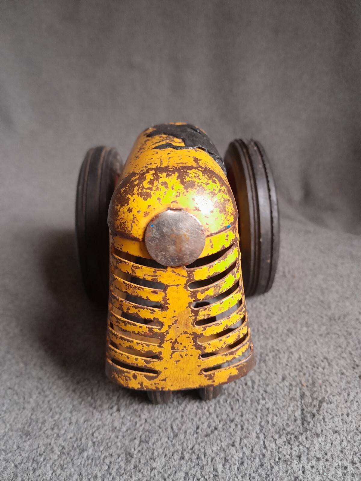 RARE 1946 SS Super Six Junior Pressed Steel Tractor Restorable Piece